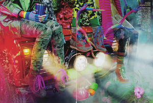 Happy_Campers_Aldridge_Teen_Vogue_September_2009_02.thumb.jpg.7d54b7a2fa58aceac10088ab2a44f2b6.jpg