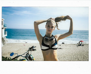 Instax4.thumb.JPG.a3e6589c6701e65fa2becfbd58562c62.JPG