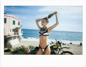 Instax6.thumb.JPG.b406427e1928209e28b42ec4250225ef.JPG