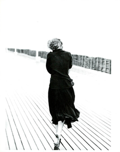 Lindbergh_Alberto_Aspesi_Fall_Winter_89_90_05.thumb.png.4a041fd0f20406b97e7d9dd84c5d598f.png