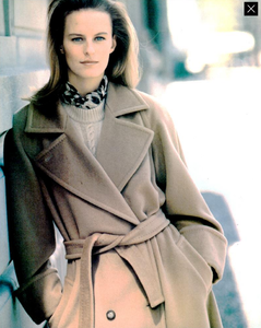 Max_Mara_Fall_Winter_89_90_04.thumb.png.926a8f6d2d501380270b43dcfe1ed77c.png