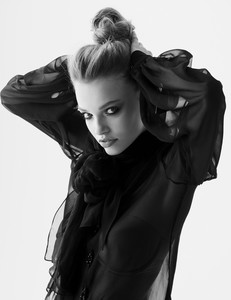 Noor29336.thumb.jpg.f223c446f3ef4331ce1a2dcf16bc0f43.jpg