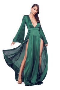 Olesya-Emerald2.jpg