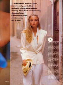 Piel_Vogue_US_December_1987_02.thumb.jpg.68d9948496119e6933faaec88d2c6da1.jpg