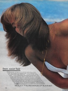 Piel_Vogue_US_June_1984_03.thumb.jpeg.073bd6d0dde361681058bb05df2d35e6.jpeg