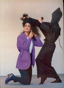 Piel_Vogue_US_March_1981_04.thumb.jpg.535ed9e35c785e37ab90c8ac5ab72289.jpg