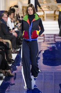 Ralph-Lauren-RS18-0329.thumb.jpg.3bf2fa7084eac0fc4f61a252329fbbe9.jpg
