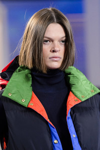 Ralph-Lauren-clp-RS18-6996.thumb.jpg.1e6e7f45e60bcd312ab87550771a3c35.jpg