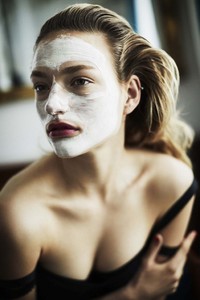 SA-VOGUE-RUSSIA-5.thumb.jpg.3b42653a6f50a283c0ad02794158a3e7.jpg