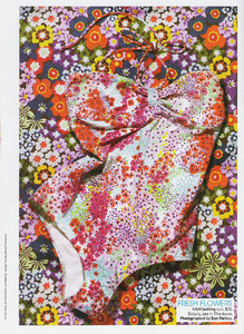 Summer_Land_L._Bailey_Teen_Vogue_June_July_2009_05.thumb.jpg.102941df506ed4555f2c795324b0d5c1.jpg