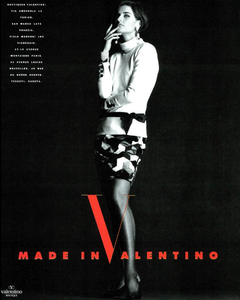 Valentino_Fall_Winter_89_90_03.thumb.png.f182b1991a88549669687c5cafe5e2df.png