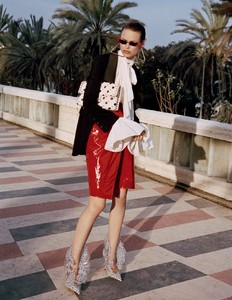 Vogue-China-Birgit-Kos-Yelena-Yemchuk-11.thumb.jpg.a8e1db2604a8ca1ee321cb5e253453b9.jpg