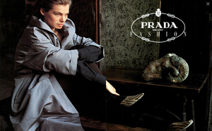 Watson_Prada_Fall_Winter_89_90_01.thumb.png.5907a8e56596a6aab9082fb848c4e930.png