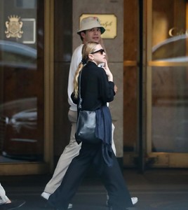 ashley-olsen-strolling-uptown-in-nyc-06-20-2018-3.jpg