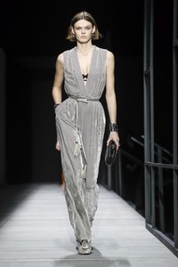 bottega-veneta-rf18-1502.thumb.jpg.4ed97216382697a1b7c9cb387edc3996.jpg