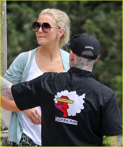 cameron-diaz-benji-madden-italy-trip-01.jpg