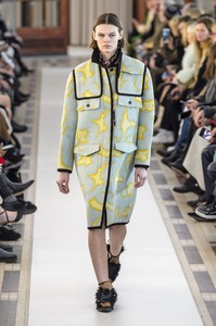 carven-rf18-2053.thumb.jpg.d7bbaa949251424e6bf5eae56a1f4229.jpg