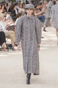 chanel-hc-rf17-0147.thumb.jpg.02c74ed85fa7c8366c192b0439ca6533.jpg