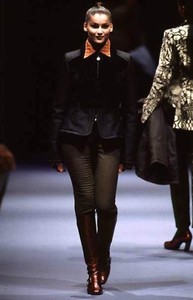 christian-lacroix-aw-1996-6.thumb.jpg.4d8435f5eb06aaca96f345448ccbeaf9.jpg