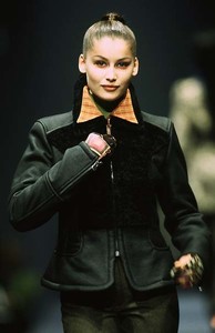 christian-lacroix-aw-1996-7.thumb.jpg.d3eec1dd3281c93e5ba4699cefed13ca.jpg