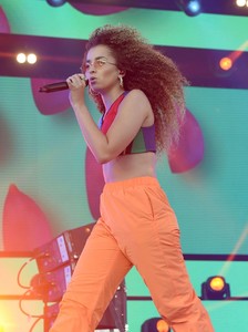 ella-eyre-performs-at-the-isle-of-mtv-concert-in-malta-06-27-2018-3.jpg