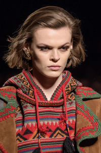 etro-clp-rf18-0739.thumb.jpg.c8ac760399ebc4c3262370bad9e99ec8.jpg