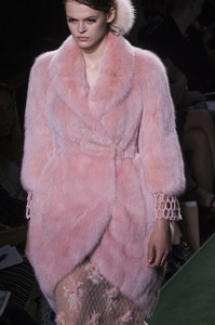 fendi-hc-clp-rf17-2766.thumb.jpg.645da677b238e1d20c5b4e025a150384.jpg