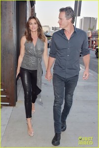 george-clooney-rande-gerber-cindy-crawford-casamigos-party-01.jpg