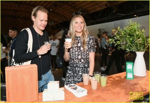 gwyneth-paltrow-shares-wellness-tips-at-in-goop-health-summit-01.jpg