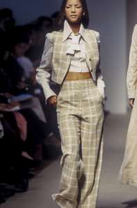 jil-sander-ss-1993-5.thumb.jpg.0d53b22584c9807c3dfed81d974f675c.jpg