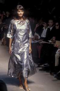 jil-sander-ss-1994-4.thumb.jpg.77b29500e3ef03284cbe5dbfc1401599.jpg