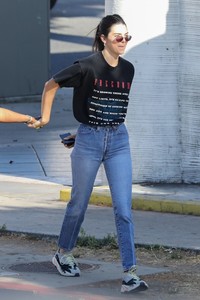 kendall-jenner-at-a-japanese-bbq-restaurant-in-la-06-27-2018-2.jpg
