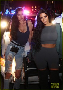 kim-kardashian-celebrates-teyana-taylor-album-01.jpg