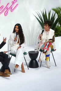 kim-kardashian-interview-with-kris-jenner-at-the-bof-west-in-beverly-hills-06-18-2018-0.jpg