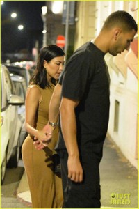 kourtney-kardashian-younes-bendjima-rome-june-2018-02.jpg