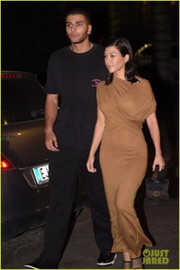 kourtney-kardashian-younes-bendjima-rome-june-2018-03.jpg