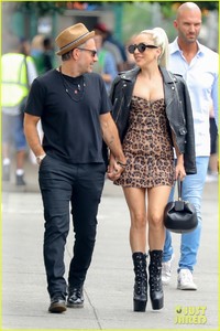 lady-gaga-holds-hands-with-boyfriend-christian-carino-in-nyc-11.jpg