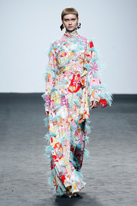 maria_escote_pasarela_408686408_683x.jpg