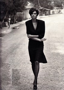 marie_claire_bis_september_1991_10.thumb.jpg.45c7f3d30dda334738beb51d8dea4edb.jpg