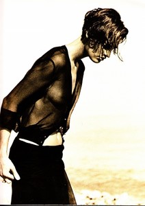 marieclaire_italia_june_1989_9.thumb.jpg.6c85e889789b03ed31bc2f803c4e5b4f.jpg
