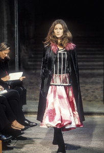 marni-fw-1998-1.thumb.jpg.bf4100c8e84beed65864581bf196c9ed.jpg