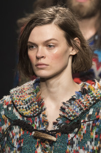 missoni-clpi-rf18-0990.thumb.jpg.5fa25a8e336ae26d9a26cb0101cf96dd.jpg
