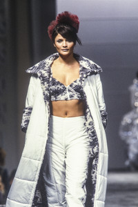 missoni-fw-1995-4.thumb.jpg.d0052d63dbb2b72bf26a7708d1c0ba26.jpg