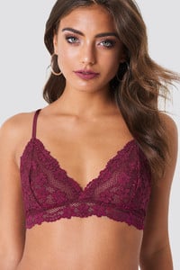 nakd_floral_lace_strap_bra_1013-000005-02121_03a.jpg