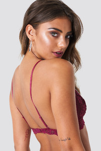 nakd_floral_lace_strap_bra_1013-000005-02121_04b.jpg