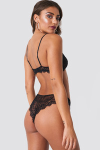 nakd_romantic_lace_panty_1013-000228-0002_04k_r1.jpg