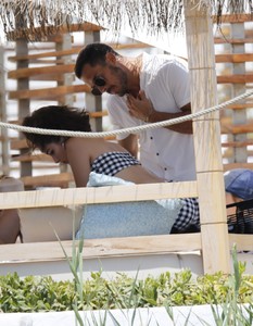 olivia-culpo-candids-photoshoot-set-in-ibiza-06-27-2018-0.jpg