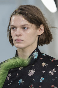 preen-clp-rf18-2940.thumb.jpg.3fae6d3ec4aaad59b34ddd0991b9b02d.jpg
