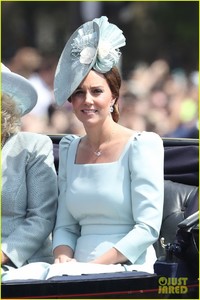 prince-william-kate-middleton-trooping-the-colour-02.jpg
