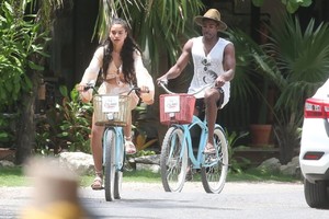 shanina-shaik-and-dj-ruckus-sights-by-bike-in-tulum-3.jpg